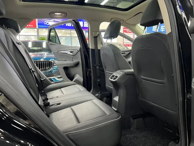 Buick Envision S — Фото автомобиля 9