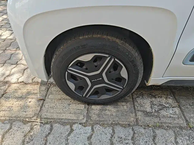 Wuling NanoEV — Фото автомобиля 22