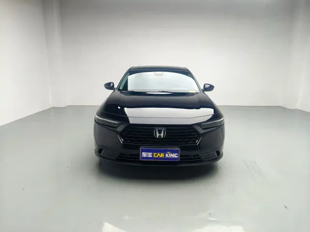 Honda Accord — Фото автомобиля 3