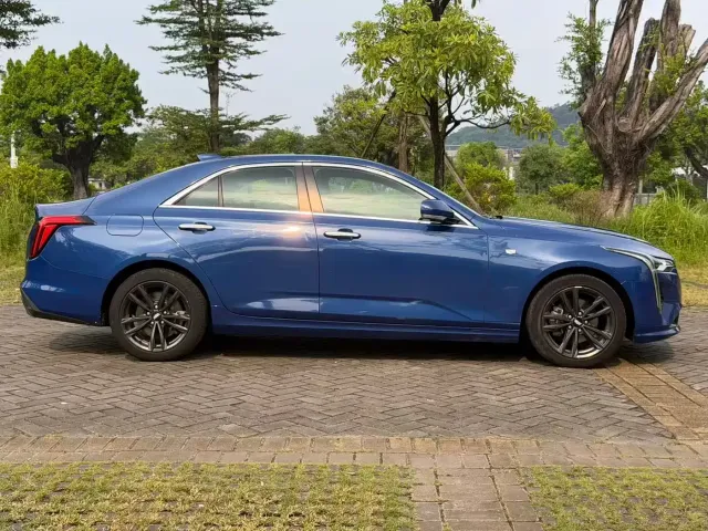 Cadillac Cadillac CT4 2022 28T Luxury Model — Фото автомобиля 4