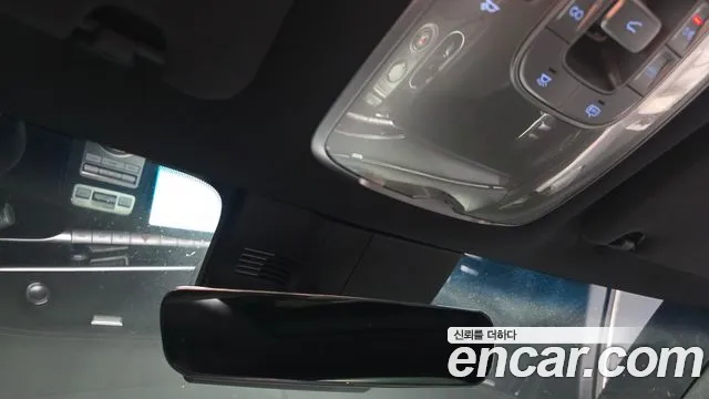Genesis GV70 2.5T Бензин AWD — Фото автомобиля 18