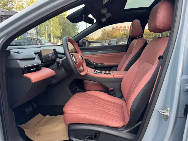 Geely Galaxy L6 — Фото автомобиля 4