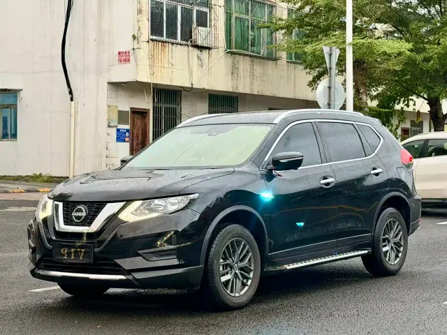 Фотография автомобиля — Nissan X-Trail