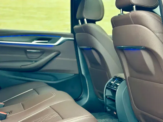 BMW 5 Series — Фото автомобиля 7