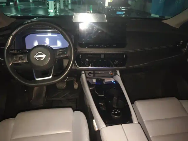 Nissan X-Trail — Фото автомобиля 12
