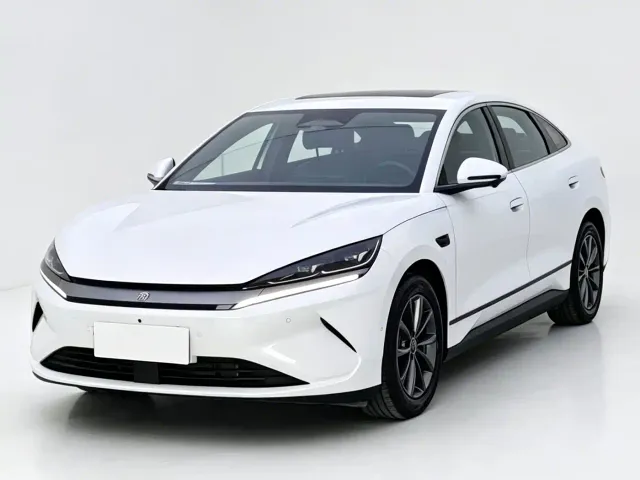 Фотография автомобиля — BYD Qin L