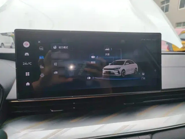 Geely Emgrand L — Фото автомобиля 17