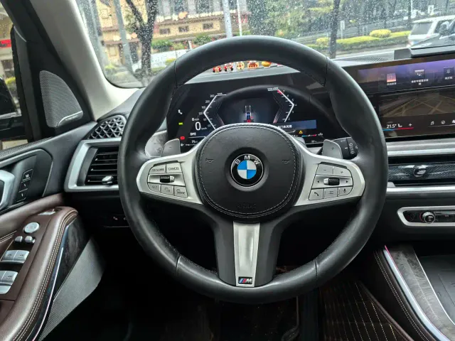 BMW X5 — Фото автомобиля 15
