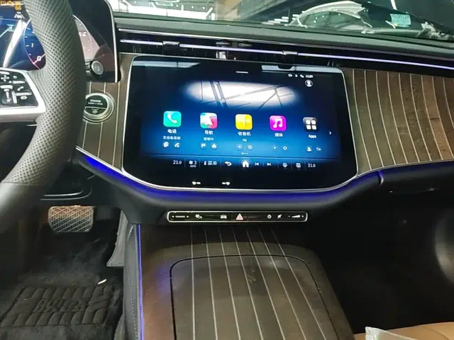 Mercedes-Benz E-Class — Фото автомобиля 12