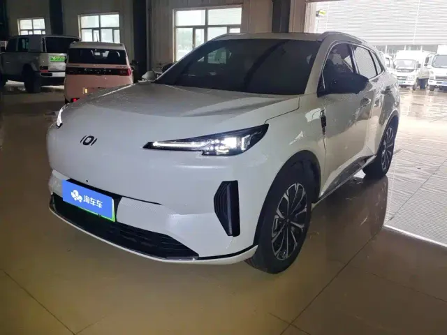 Фотография автомобиля — Changan Qiyuan Q05