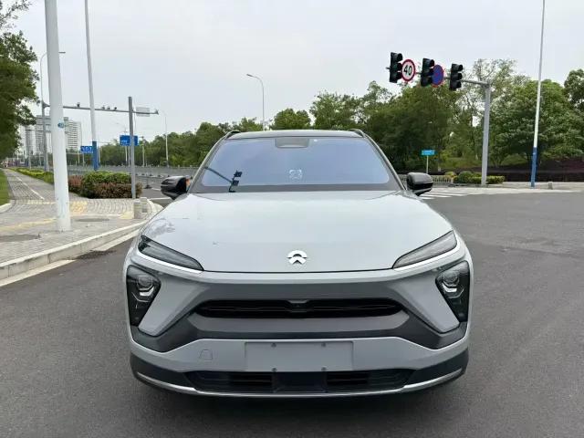 Фотография автомобиля — Nio ES6