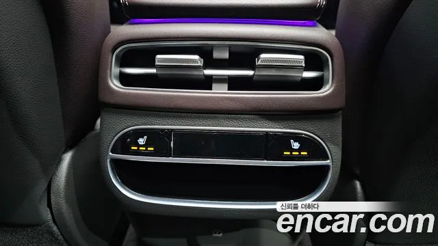 Genesis GV70 2.5T Бензин AWD — Фото автомобиля 19