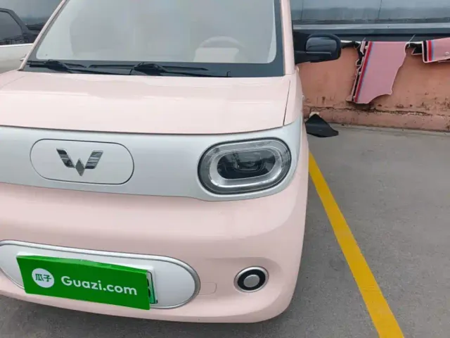 Wuling Hongguang Mini EV — Фото автомобиля 23