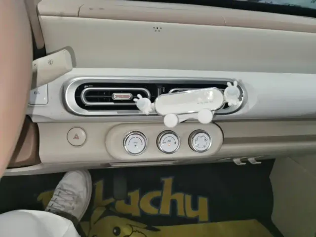 Wuling Hongguang Mini EV — Фото автомобиля 12