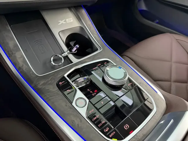 BMW X5 — Фото автомобиля 11
