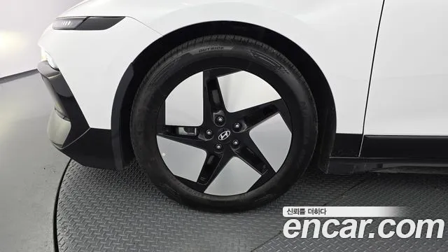 Hyundai Ioniq 6 New — Фото автомобиля 5
