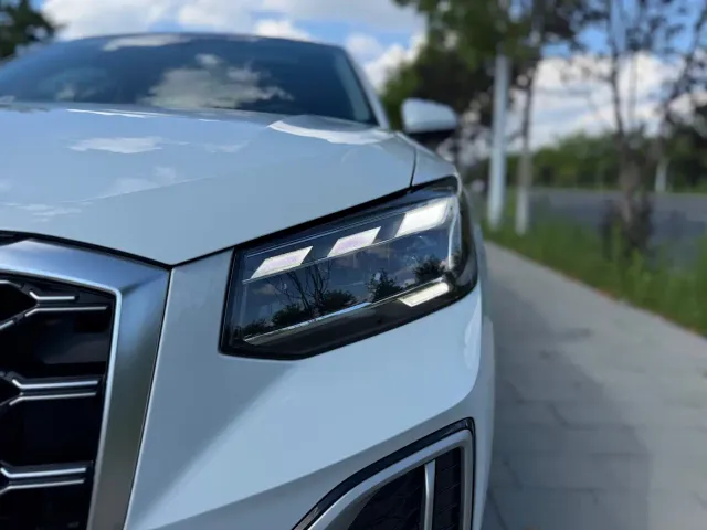 Audi Q2L — Фото автомобиля 18