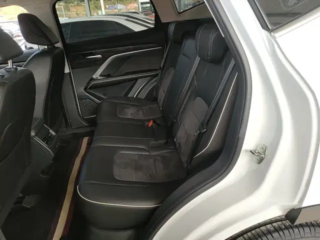 Haval H6 — Фото автомобиля 16