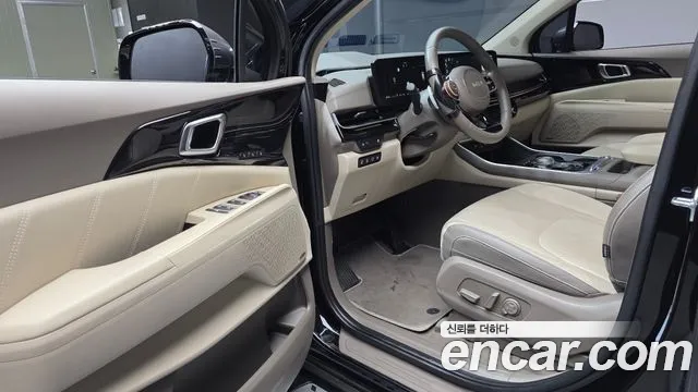 Kia Carnival — Фото автомобиля 15