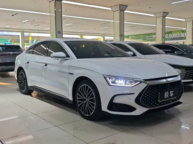 BYD Han — Фото автомобиля 3