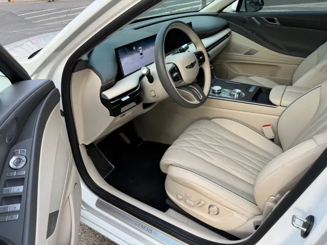 Genesis G80 — Фото автомобиля 9