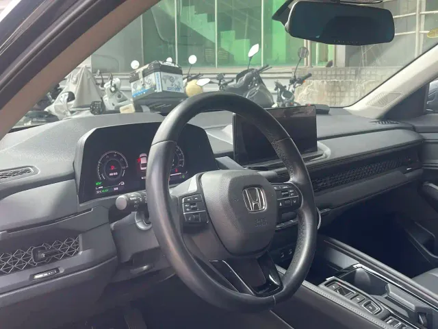 Honda Accord — Фото автомобиля 18