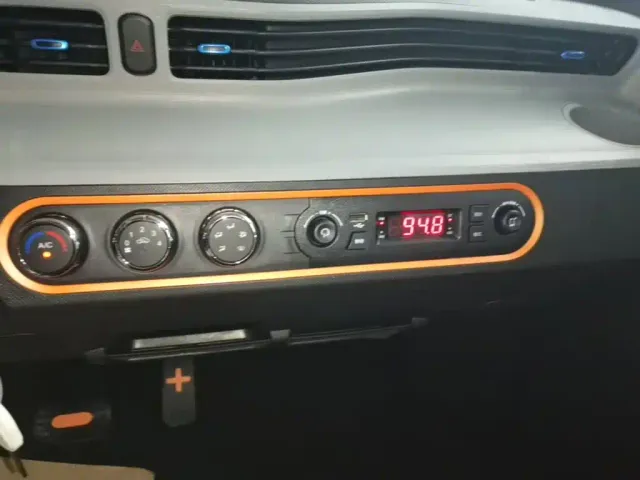 Wuling Hongguang Mini EV — Фото автомобиля 12