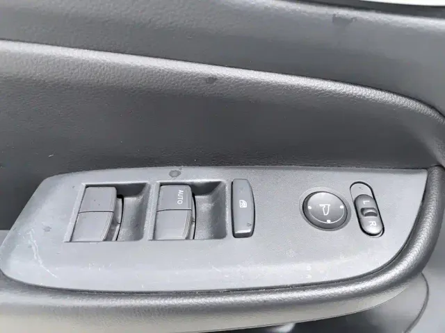 Honda Fit — Фото автомобиля 9