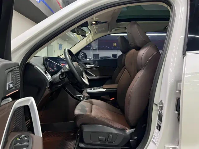 BMW X1 — Фото автомобиля 9