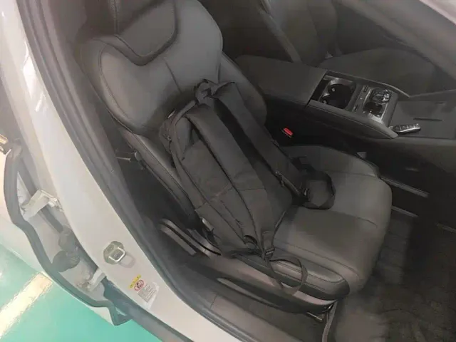 BYD Qin L — Фото автомобиля 24