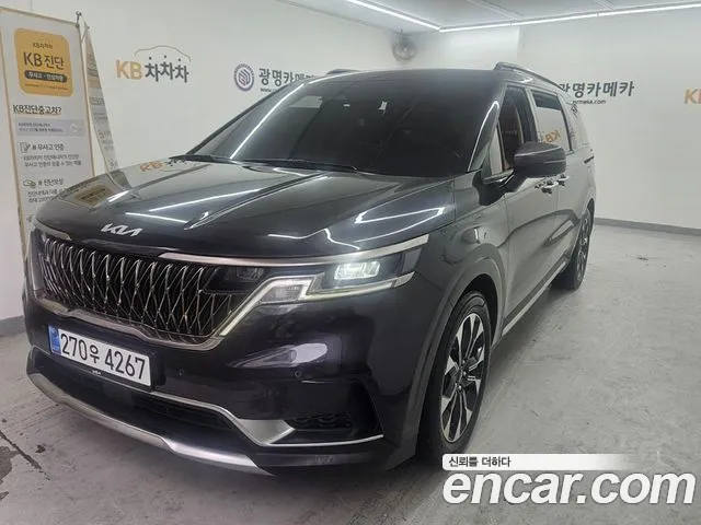 Kia Carnival Generation 4 — Фото автомобиля 2
