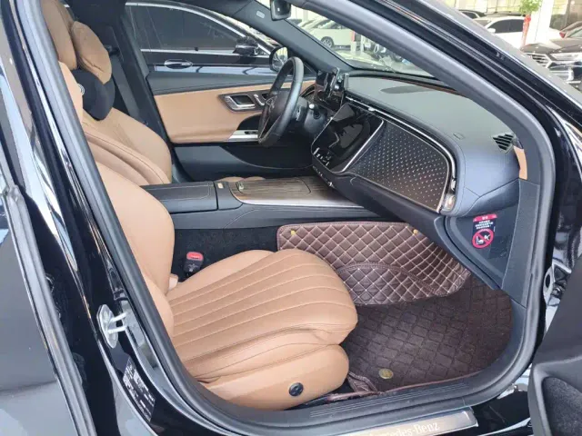 Mercedes-Benz E-Class — Фото автомобиля 9
