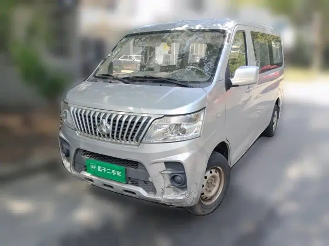 Фотография автомобиля — Changan Ruixing M60