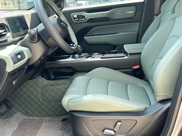 Geely Cowboy — Фото автомобиля 4