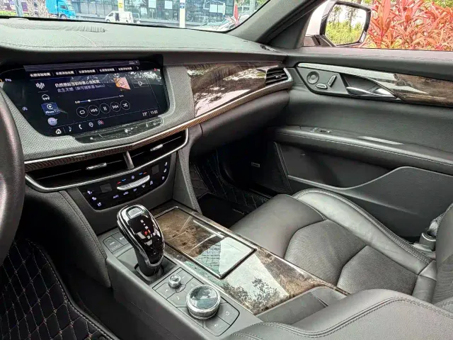 Cadillac CT6 — Фото автомобиля 18