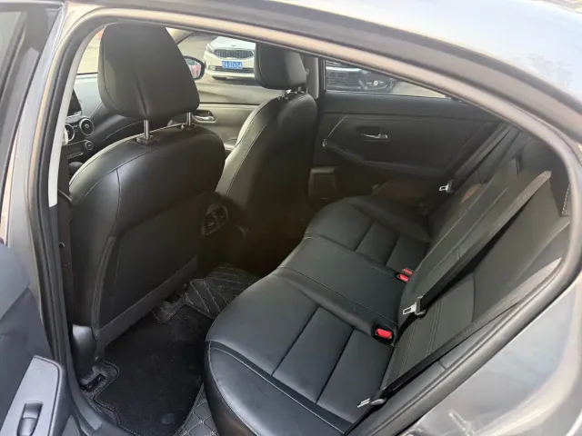 Nissan Sylphy — Фото автомобиля 3