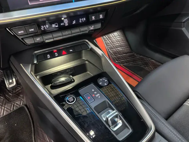 Audi A3 — Фото автомобиля 5