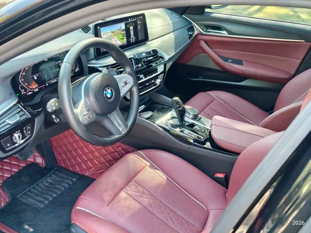 BMW 5 Series — Фото автомобиля 4