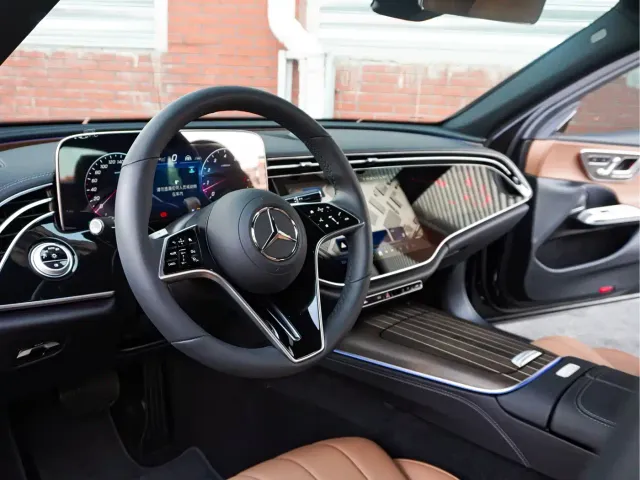 Mercedes-Benz E-Class — Фото автомобиля 9