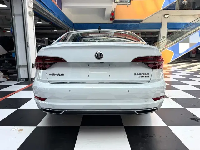 Volkswagen Sagitar — Фото автомобиля 18