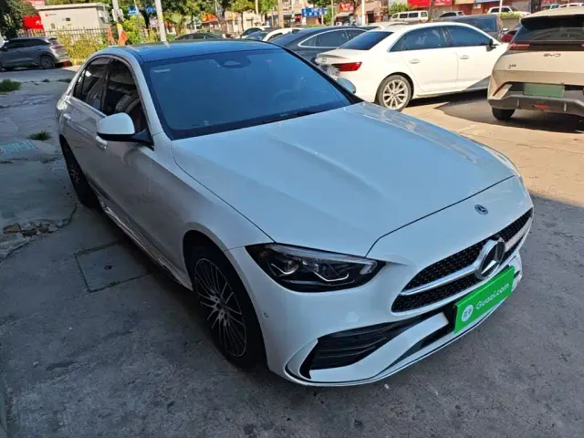 Mercedes-Benz C-Class — Фото автомобиля 3
