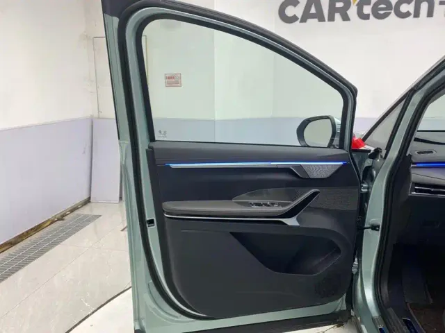 Maxus Dajia 7 — Фото автомобиля 16