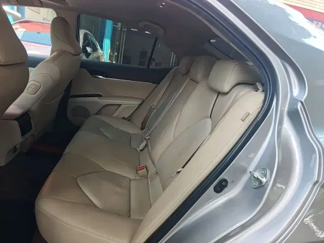 Toyota Camry — Фото автомобиля 16