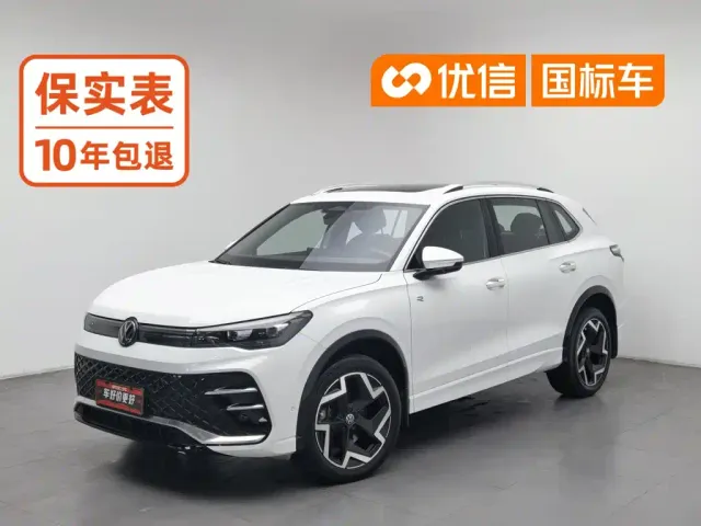 Фотография автомобиля — Volkswagen Tiguan L