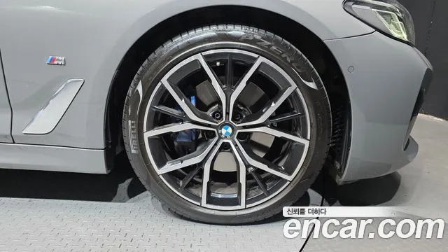 BMW 5 Series G30 — Фото автомобиля 6