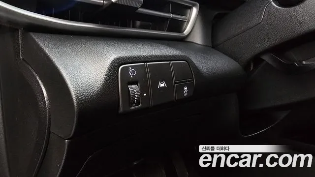 Hyundai AVANTE Avante (CN7) — Фото автомобиля 19