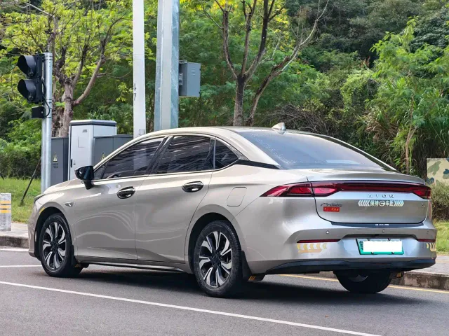GAC Aion S — Фото автомобиля 3