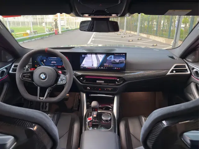 BMW M4 — Фото автомобиля 17