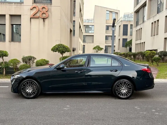 Mercedes-Benz C-Class — Фото автомобиля 11