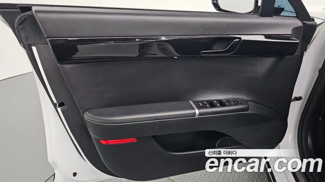 Hyundai Grandeur GN7 — Фото автомобиля 24